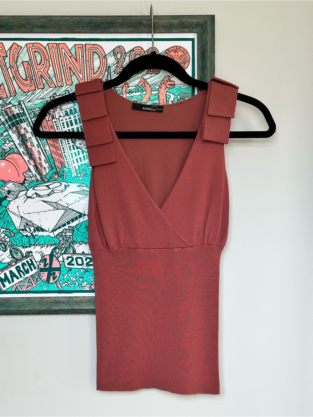 Mango Terracotta Red Sleeveless V-Neck Pull-on Knit Stretchy Top Women’s Size XS
